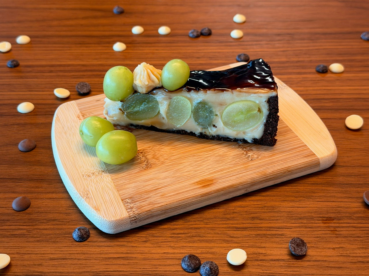 Grapes Dolcezza Cake