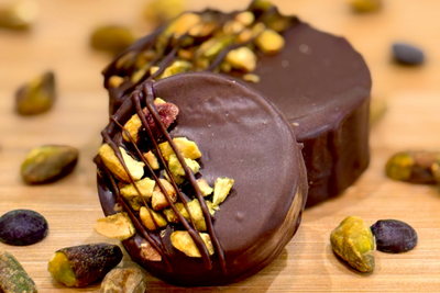 Pistachio & Belgian Chocolate Alfajor