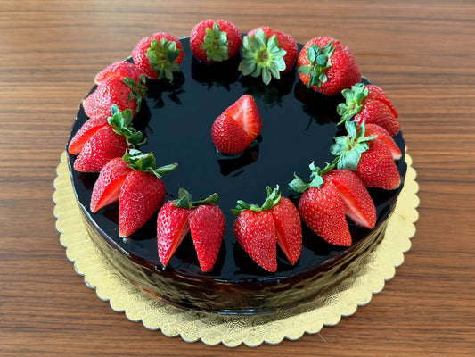 Strawberry Dolcezza Cake