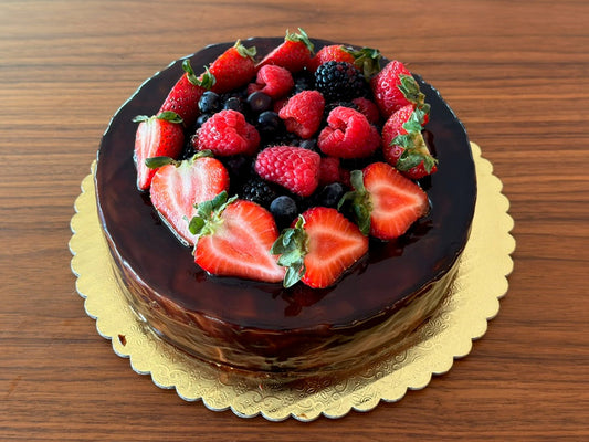 Berries Dolcezza Cake