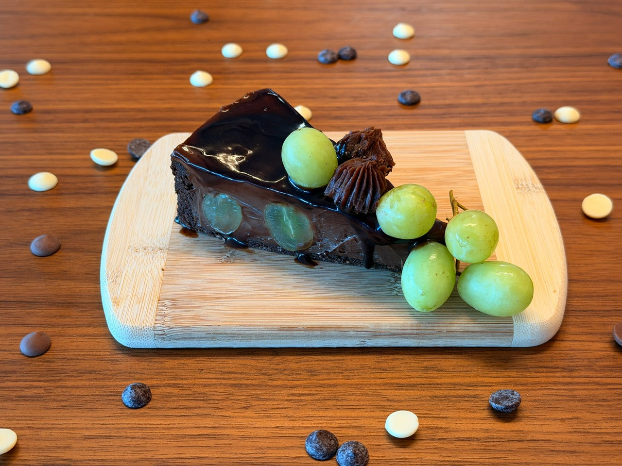 Grapes and Chocolate Truffle Cake