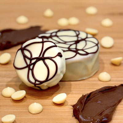 Hazelnut Spread & Belgian White Chocolate Alfajor